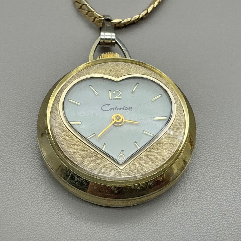 Criterion Watch Necklace Womens Gold Tone Heart Pendant Vintage 24 Inch WORKS